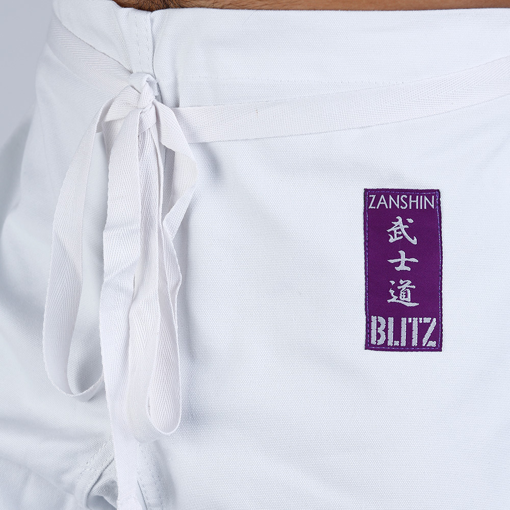 Blitz Zanshin Middleweight Karate Suit 